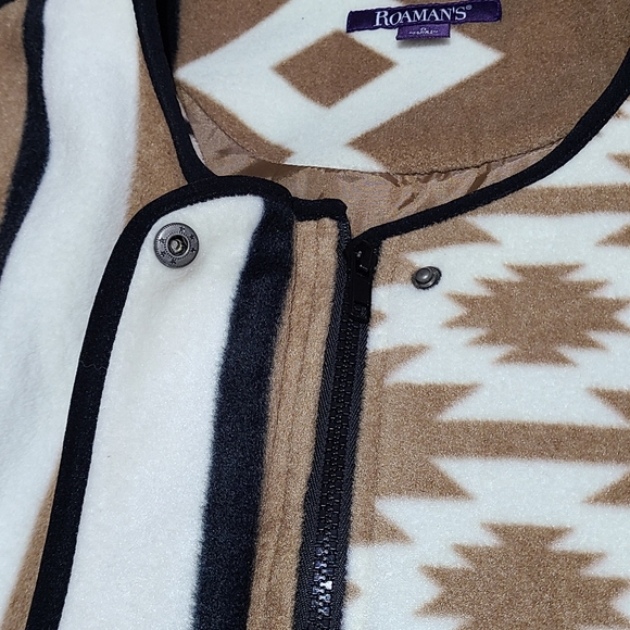 Roman's Western tribal pattern fleece cape poncho size 0X - Picture 4 of 11